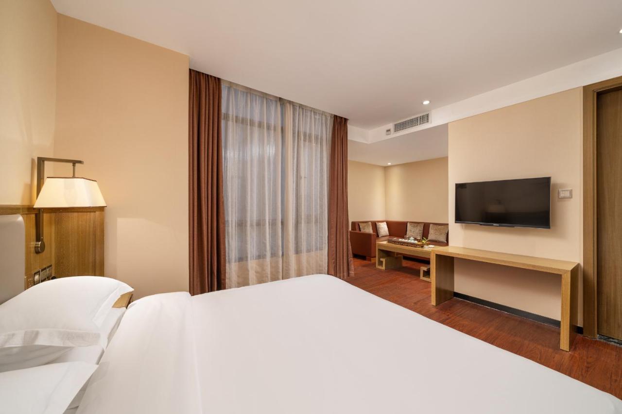 Guangzhou Boyi Hotel Exterior photo