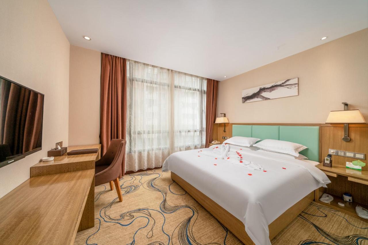 Guangzhou Boyi Hotel Exterior photo
