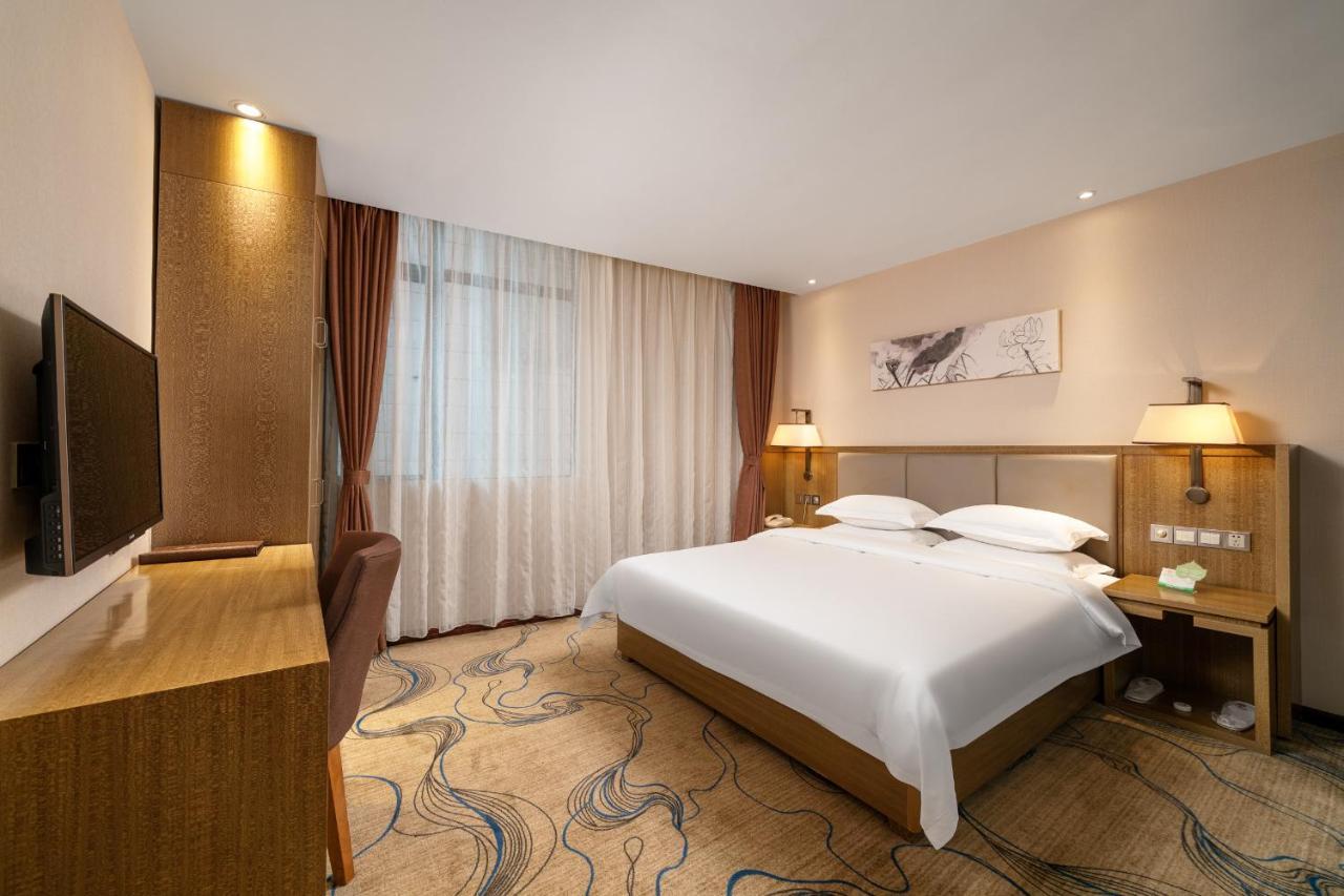 Guangzhou Boyi Hotel Exterior photo