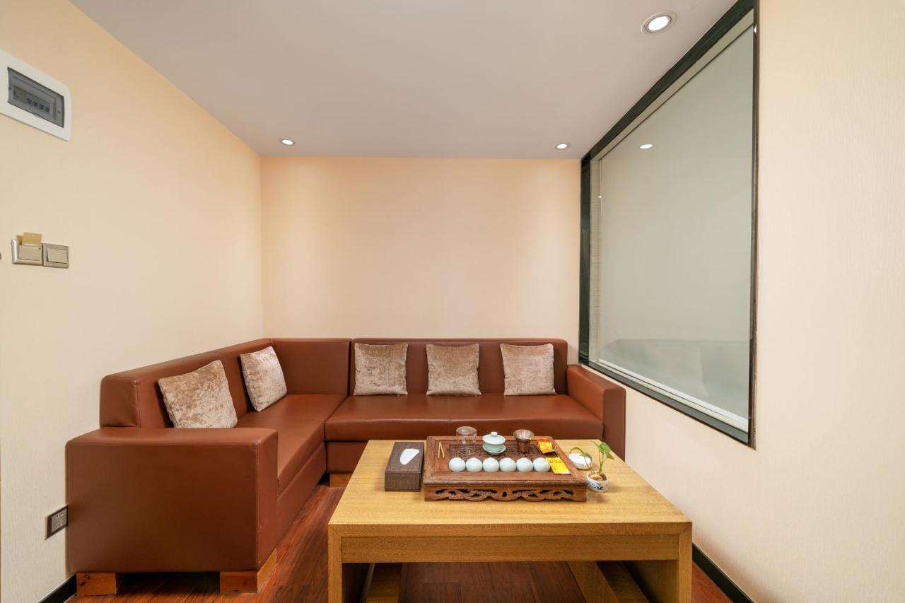 Guangzhou Boyi Hotel Exterior photo