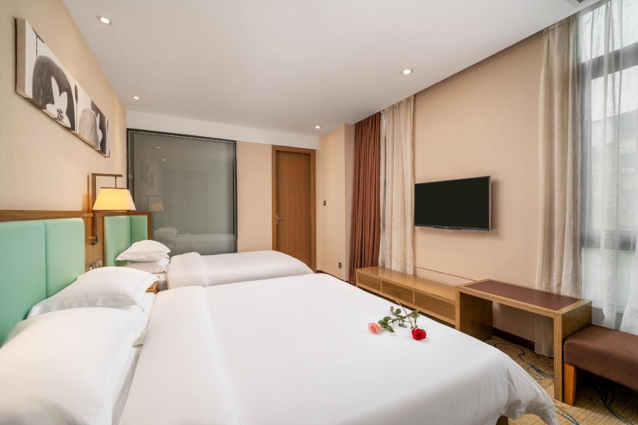 Guangzhou Boyi Hotel Exterior photo