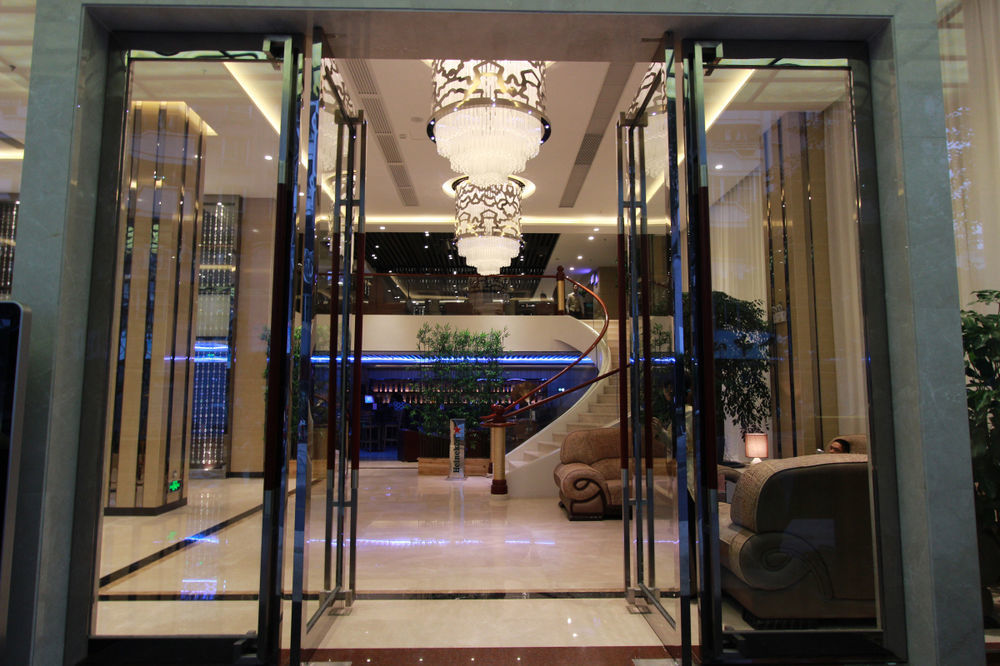 Guangzhou Boyi Hotel Exterior photo